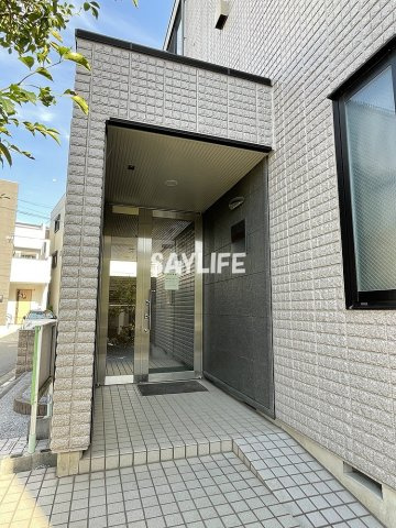 カーサベルデトレスのエントランス