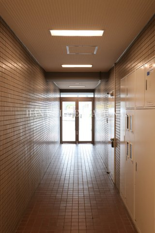 U court府中のロビー