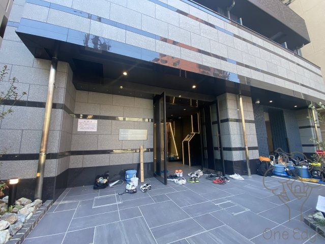 プレサンス大阪同心メゾヴィータのエントランス