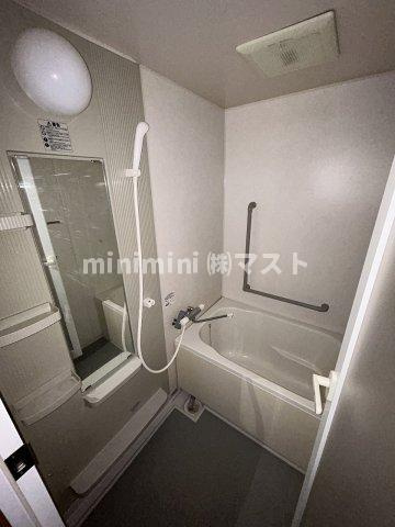 ロイヤルグレースの浴室