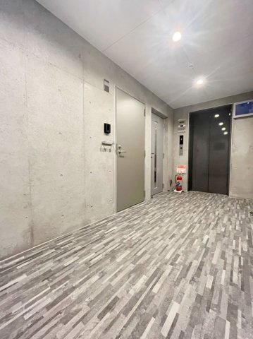 「防音マンション」Liberte板橋本町のロビー|ゆとりのあるロビーです