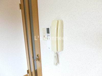 【セキュリティ】 | ハッピネス泉中央 | インターホンで来客の確認ができます。