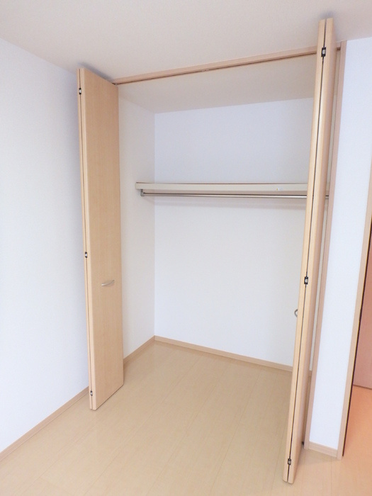 Y'SコートAの収納