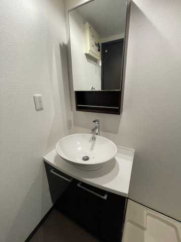 仲介手数料0円！！Lucie本陣の洗面所