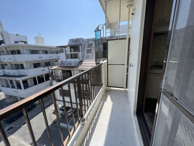  | 山里共同住宅