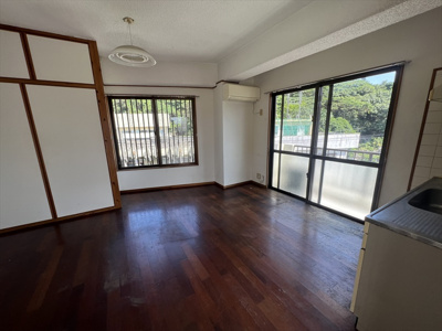  | 山里共同住宅