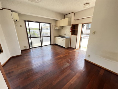  | 山里共同住宅