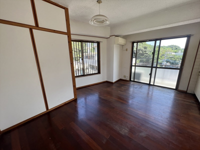  | 山里共同住宅