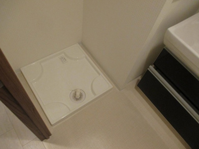 【設備】 | シェリールヒカリ | 室内洗濯機置き場です