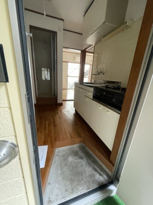 【玄関】 | シャルルカツマタＢ棟