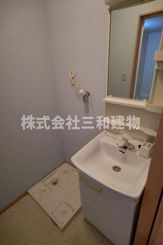 カーサ華ＭＡＲＵの洗面所