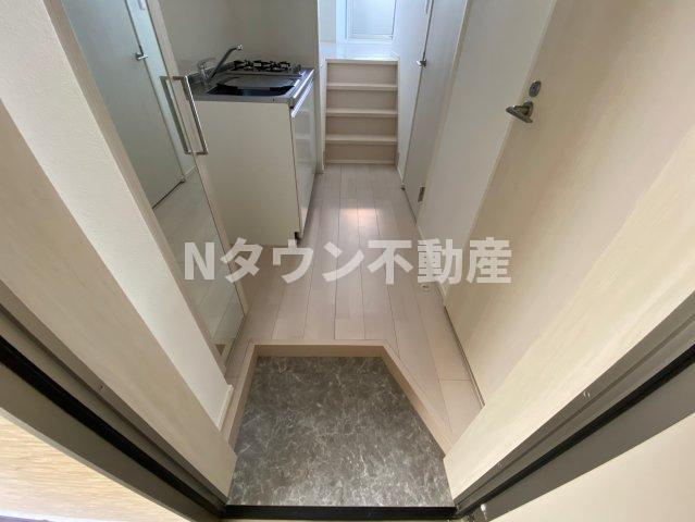 【玄関】 | ハーモニーテラス黒門町 | 収納もある玄関です