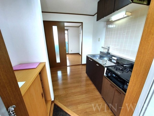 牛川通ウラヤマハイツの玄関