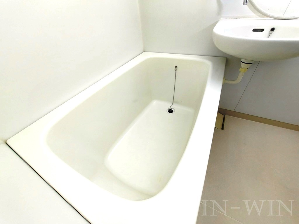 牛川通ウラヤマハイツの浴室