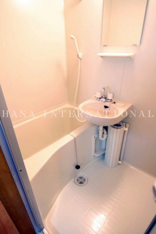 ヴィスターコート舞浜の浴室