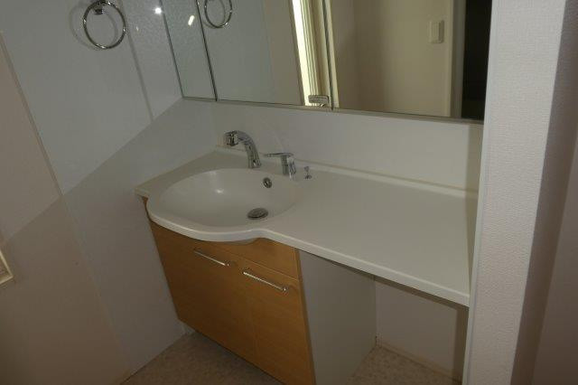 恵比寿Ⅴの独立洗面台|シャンプードレッサー