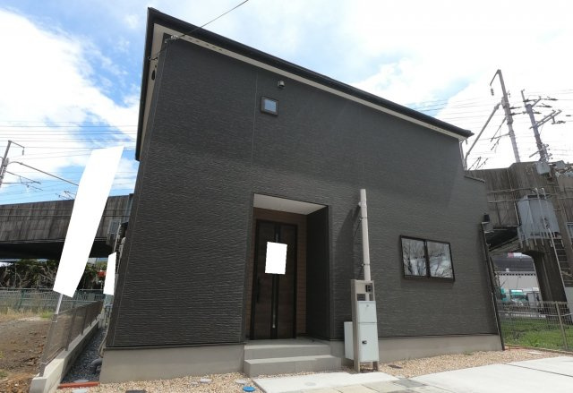 ＬＤＫ約１８帖と広々♪大型パントリーのある３ＬＤＫ！リナージュ大山崎町大山崎鏡田２２-１期の外観