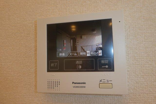 メゾンモナミのセキュリティ|オートロック連動ＴＶインターホン