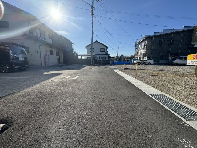 高知市大津乙の前面道路含む現地写真|東側から西向きを撮影