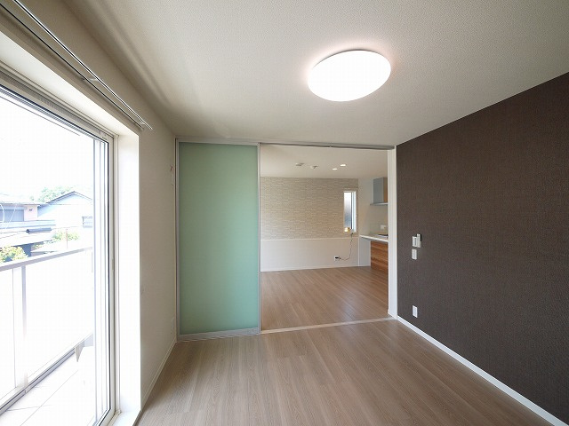 シャーメゾン　光の洋室