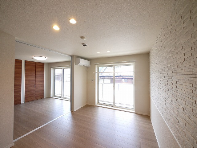 シャーメゾン　光の居間・リビング