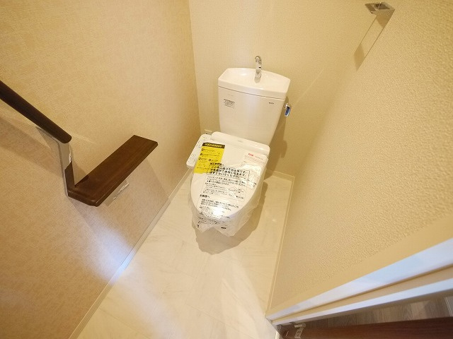 シャーメゾン　光のトイレ