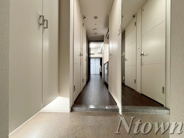 【玄関】 | セイワパレス丸の内駅前プレミア | ゆったりとした玄関です