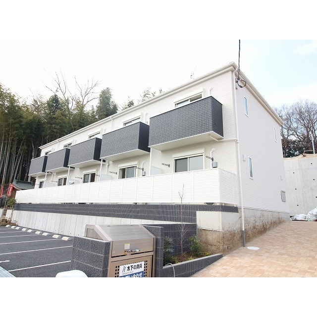 アムール日野の外観