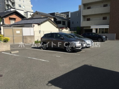 【駐車場】 | ラフィーエ高槻