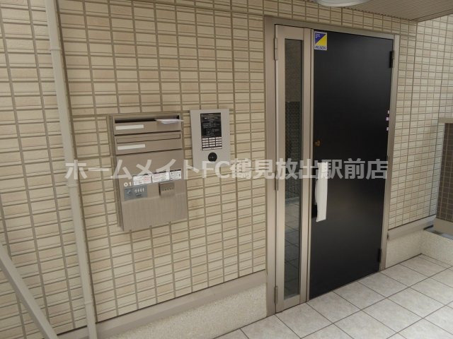 ラフィーネ徳庵のエントランス