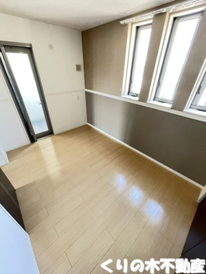 【寝室】 | LUNAⅠ SAKURAI | 落ち着いて過ごせるお部屋なので、寝室にいかがでしょうか