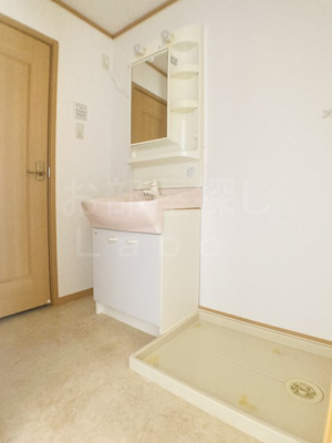 【洗面所】 | クリスタルB