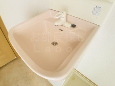 【洗面所】 | クリスタルB