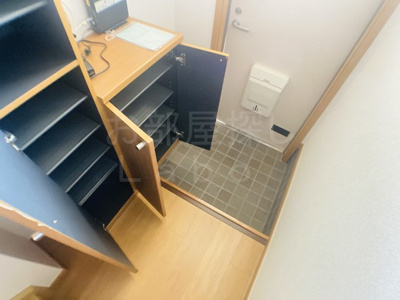 【玄関】 | クリスタルB