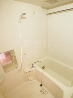 【浴室】 | クリスタルB