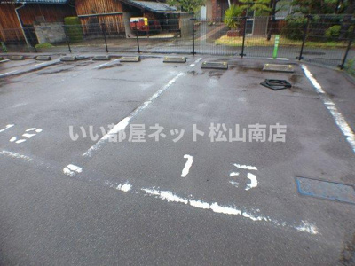 【駐車場】 | ユーミーつばきII