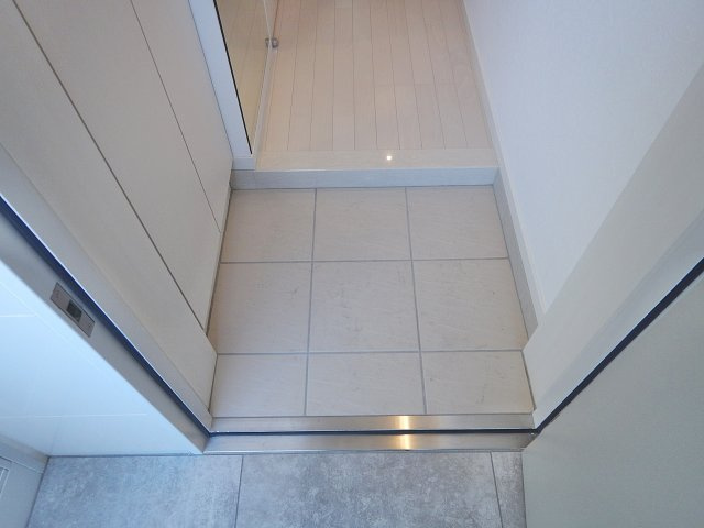 千種アヴァンギャルドプレイス/名古屋市の賃貸ならMy賃貸の玄関|千種アヴァンギャルドプレイス※左右反転タイプ