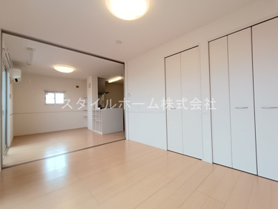 【居間・リビング】 | ランドサマービレッジB棟