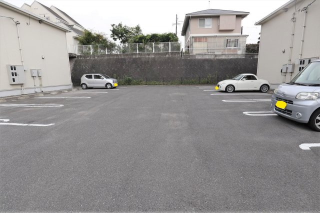 モーデ　Ⅱの駐車場