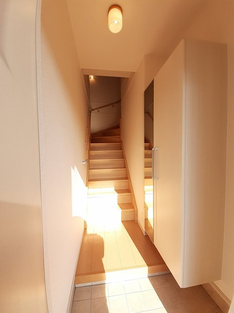 モーデ　Ⅱの玄関