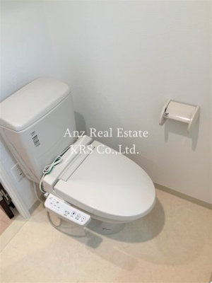 【トイレ】 | ラグゼ江戸堀 | 冬場での使用や清潔好きの方にうれしい温水洗浄便座♪