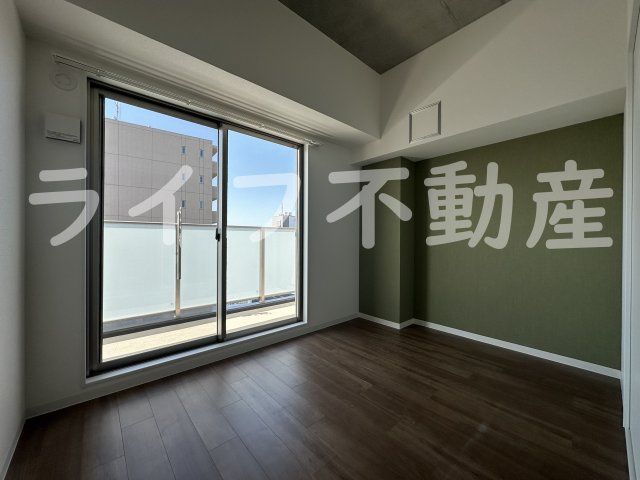 LUVIAS上小阪の洋室