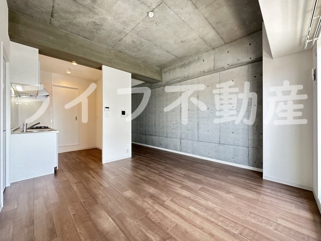 LUVIAS上小阪の居間・リビング