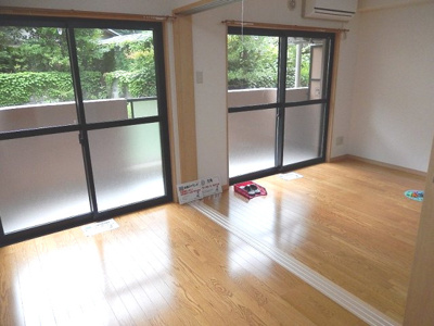 【居間・リビング】 | ソレイユ51