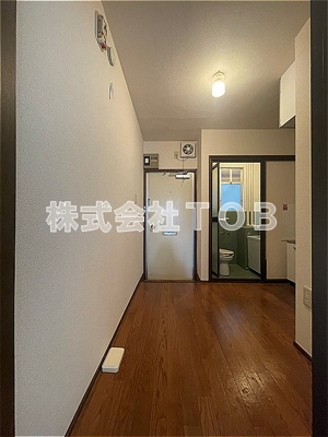 【内装】 | オリオンパレス | キッチンスペース※クリーニング中の写真※