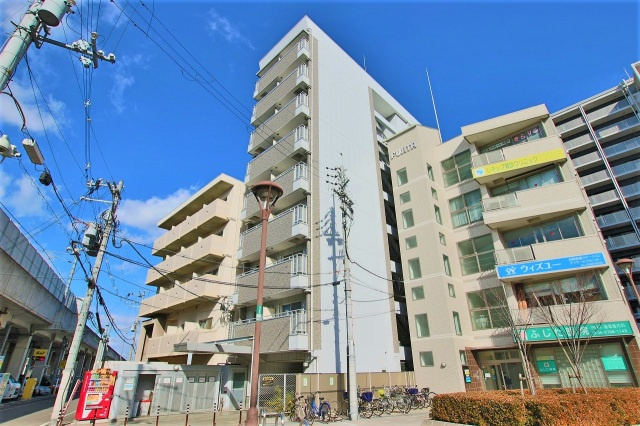 グランメール高井田の外観