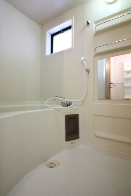 セジュール壱番館A【10.000円キャッシュバック対象物件】の浴室|日々の疲れを癒すお風呂付です