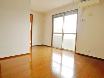 【洋室】 | オークリーフ