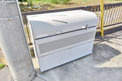 【周辺】 | オークリーフ