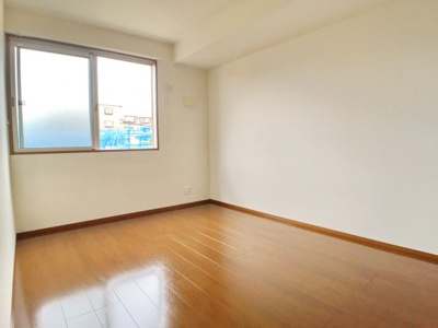 【寝室】 | オークリーフ